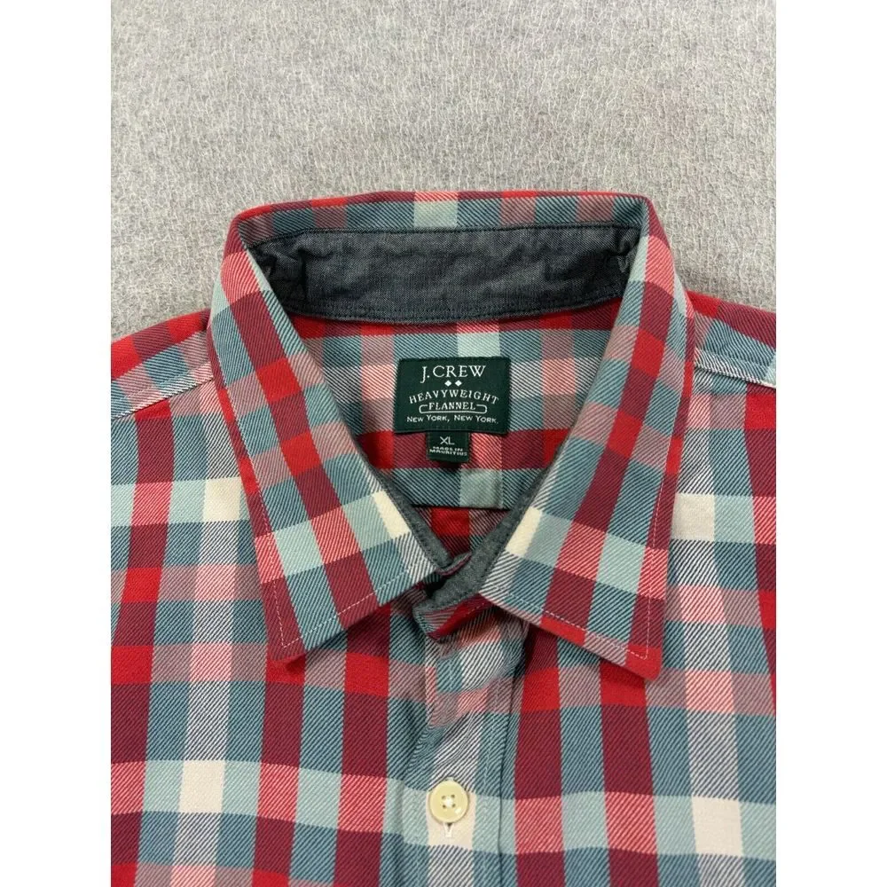 J Crew Heavyweight Plaid Flannel Long Sleeve Button Down Shirt (Men's XL) Red‎